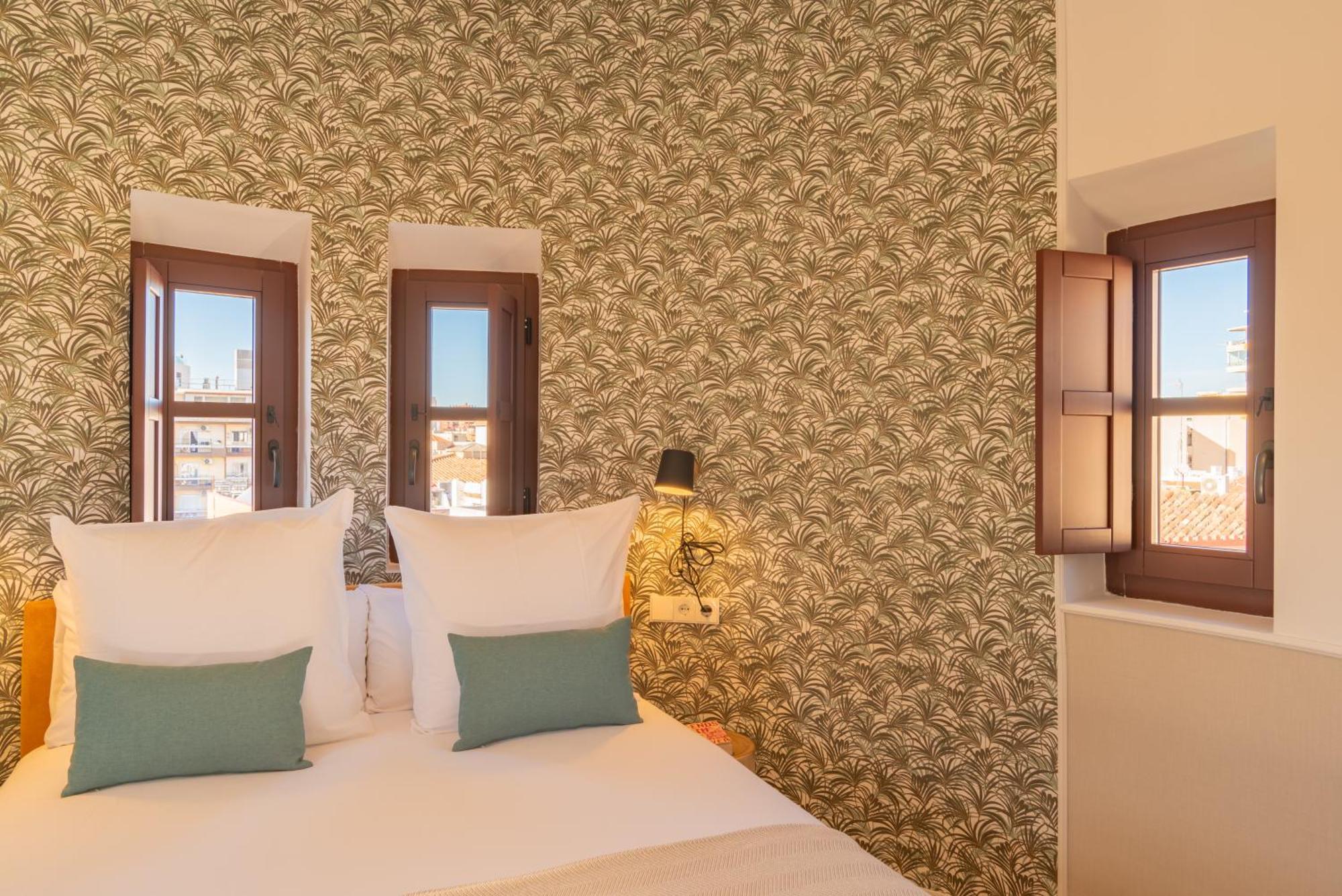 Feelathome Atarazanas Apartments Малага Екстер'єр фото