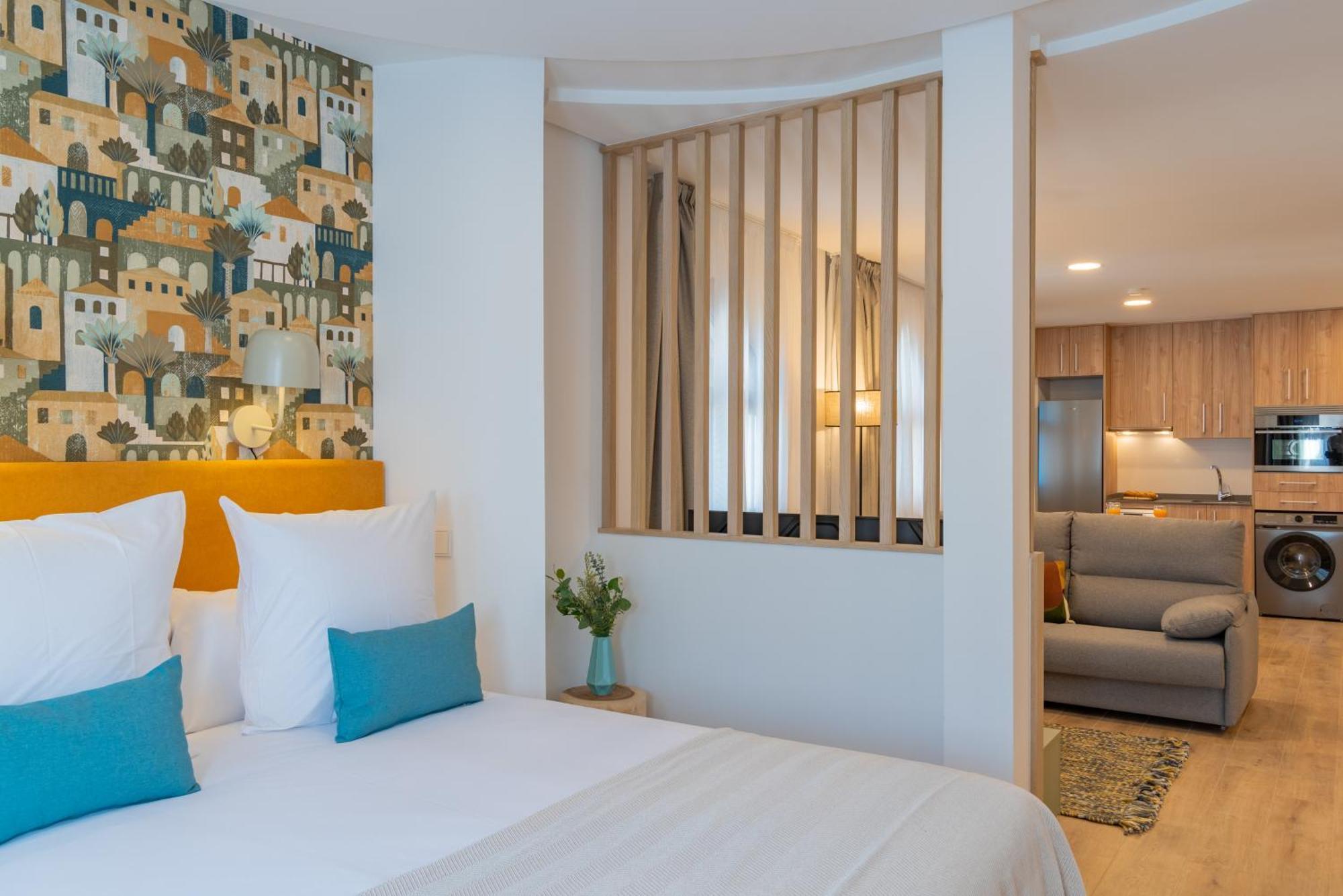 Feelathome Atarazanas Apartments Малага Екстер'єр фото