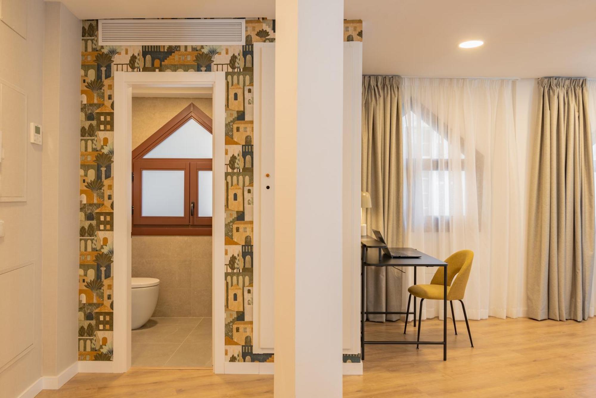 Feelathome Atarazanas Apartments Малага Екстер'єр фото